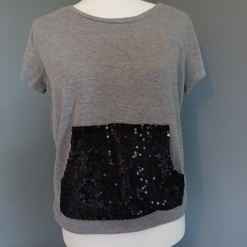 Eye Candy Grey Short Sleeve Shirt w/ Sequin Pocket